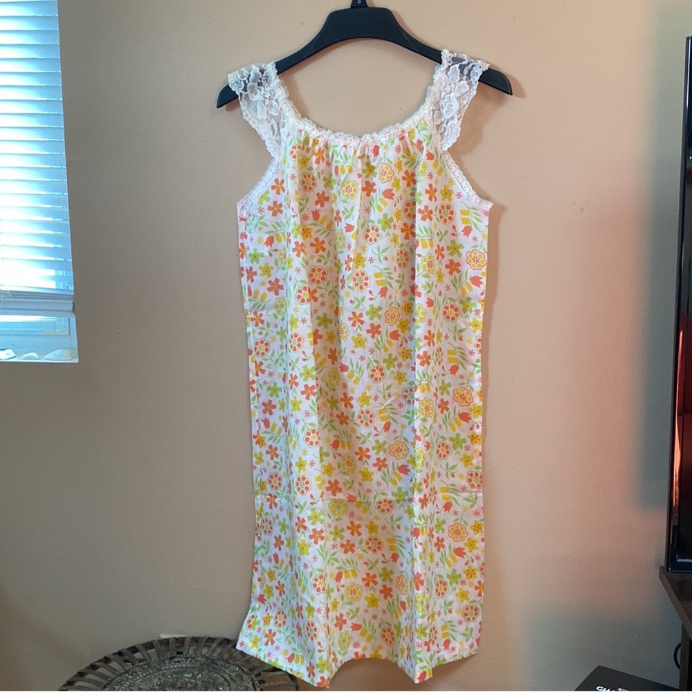 VTG 60’s Deadstock Floral Hippie Sleepwear Night Gown Shirt